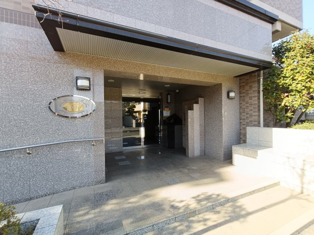 【エントランス】