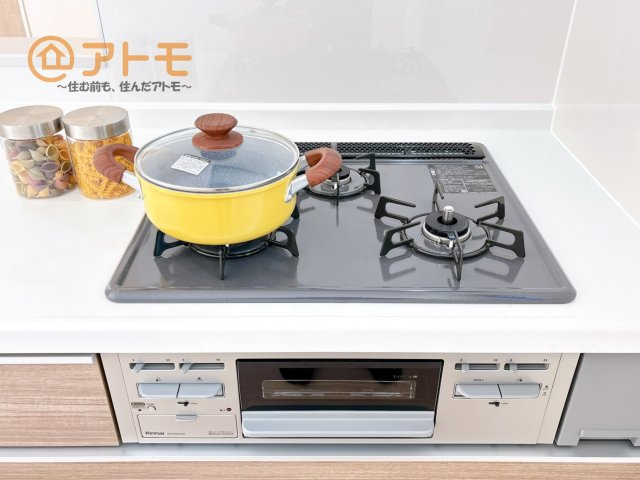 3口コンロは使い勝手がよくお料理も楽しくなりそうです♪