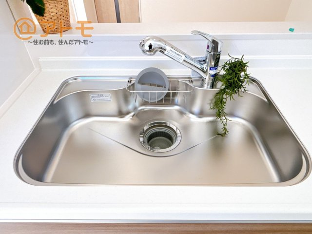 広いシンクは使い勝手良好です♪