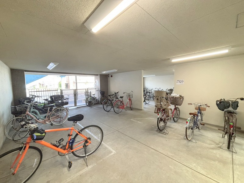 共用部・駐輪場