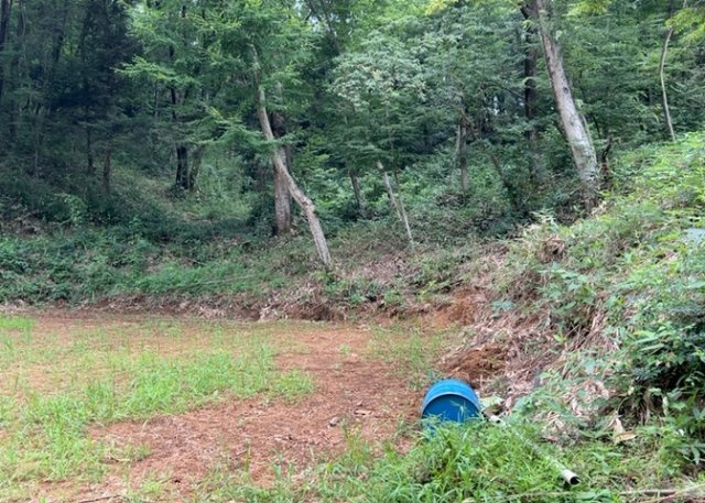 隣家の土地はどうなっているのか、生活利便施設が近くにあるのか、学校まで近いかなど、お客様のライフスタイルにあわせたイメージが重要です。また、近くにあると困る施設が近くにないかも確認するといいでしょう。