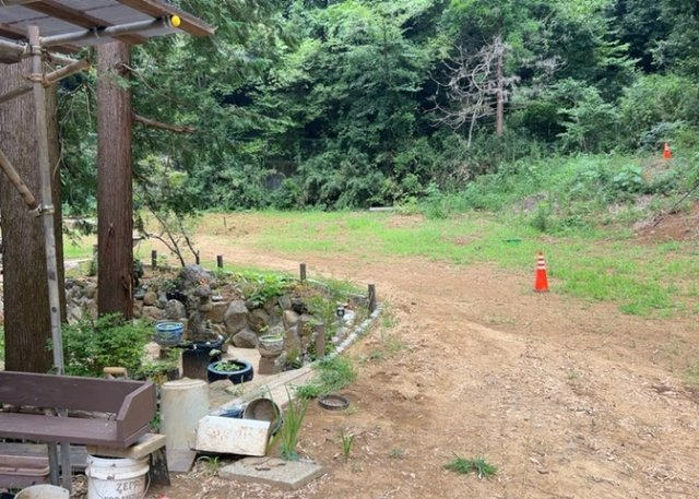 家を建てる前提で土地を探している場合、地盤の丈夫さは譲れない条件の一つです。地盤が脆弱だと追加工事が必要となります。また、過去に地盤沈下や液状化現象を起こした土地は、できるだけ避けた方がいいでしょう。