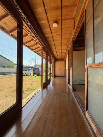 外と中をやさしくつなぐ心地よい空間♪
