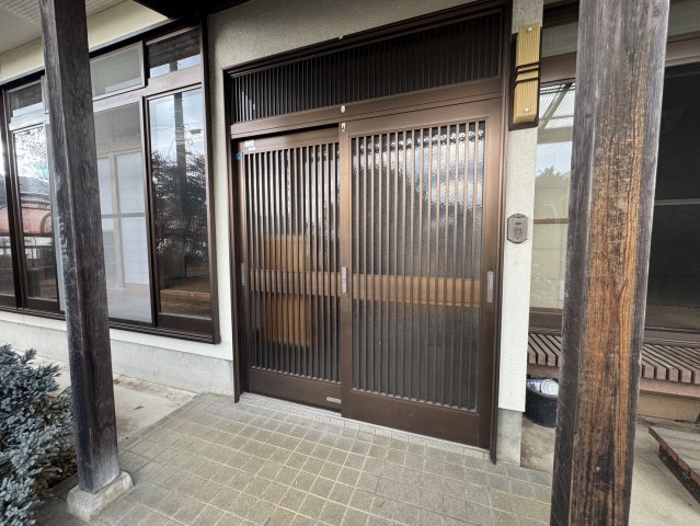 シンプルで使いやすい玄関です