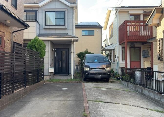 省エネ給湯器とは従来型の給湯器より熱効率が高く、少ない燃料でたくさんのお湯を沸かすことが出来る高効率な給湯器のことを指します。また、省エネ給湯器には種類があり、利便性や効果なども様々です。