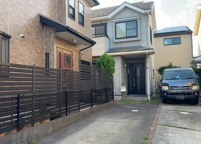 リビングの間取りの種類は大きくわけてリビングとダイニングが別になっているタイプ、リビングダイニング一体型です。どちらも一長一短ですので、家を選ぶ時はその両面をチェックして決めるようにしましょう。