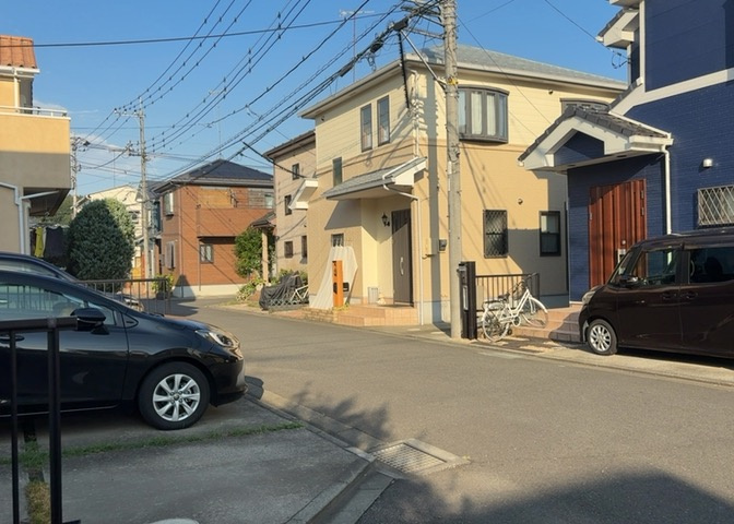 眺望を気にして物件を探す場合、前面に建物が建っていないか現地で確認しましょう！前面に建物があると景色はもちろん、日当たりや風通しにも影響が出てきます。住んだ時のことを想像しながら現地見学をしましょう。