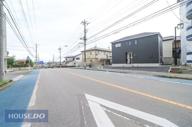 【前面道路】周辺環境は大切な要素。道幅や駐車など、ご確認ください。