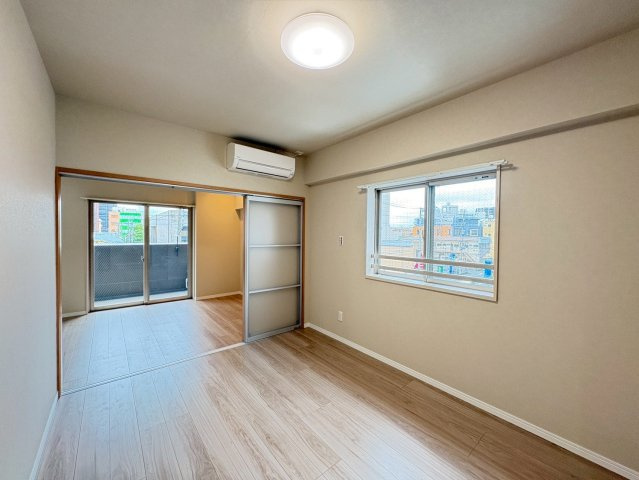 洋室6帖・収納付きで、お部屋がすっきり片付きます