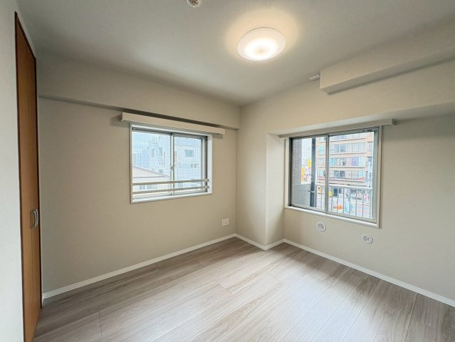 洋室6帖・収納付きで、お部屋がすっきり片付きます