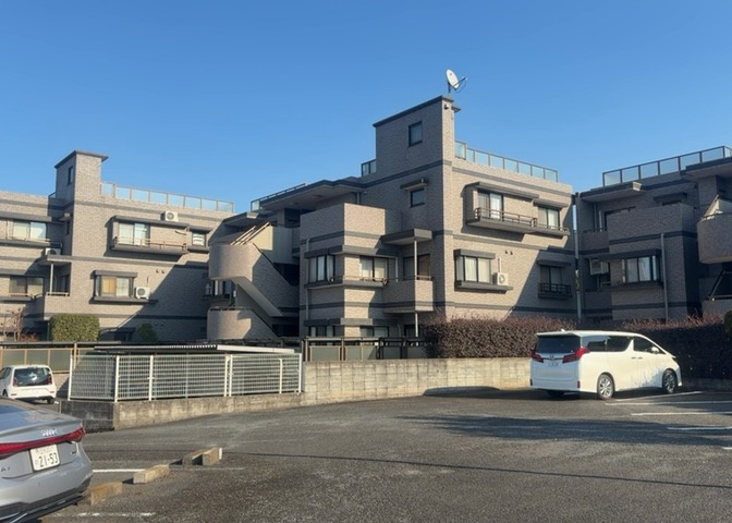 ＳＲＣ造は強度や耐震性の面でもRC造と比べて優れています。そのため、10階建以上の高層または超高層マンションなどの建築にも多く採用されています。柱や梁などのサイズが小さくても高い耐震性を確保できます。