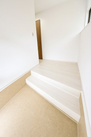 シンプルで使いやすい玄関です