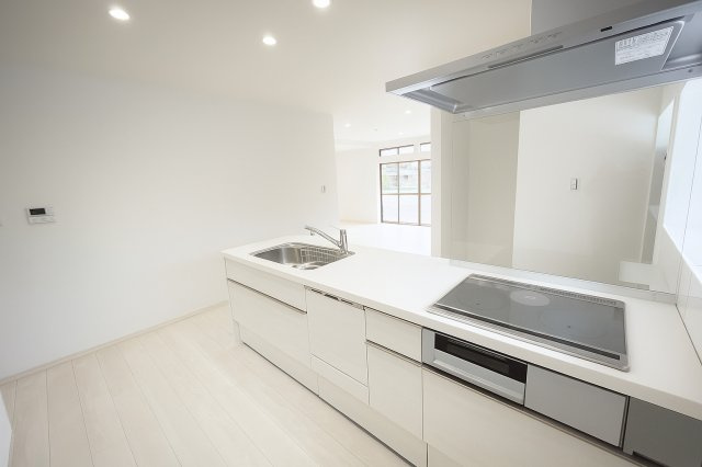 IHクッキングヒーターならお掃除楽々♪家族でゆっくり過ごす時間が増えます