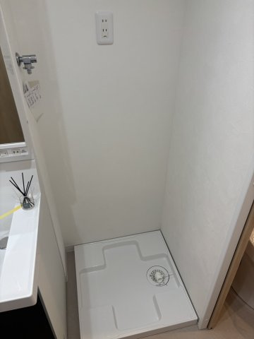防水パン付き洗濯機置場です。