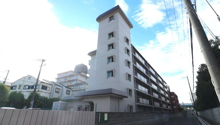 外観：327002164003