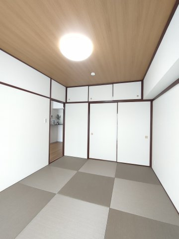 ・和室　約6.3帖