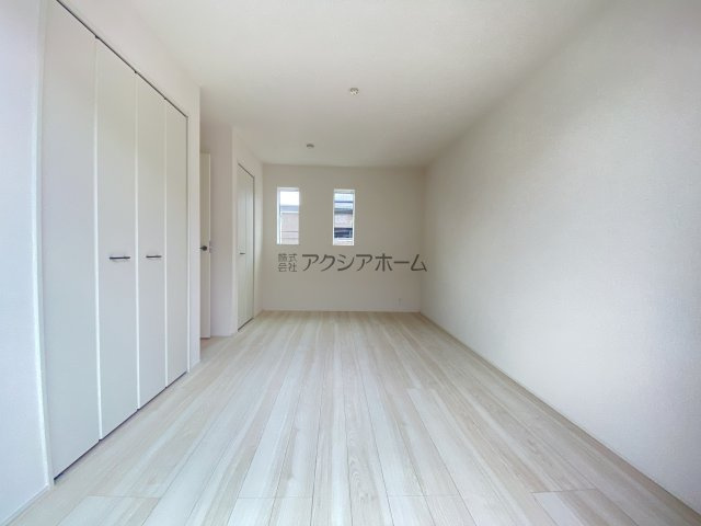 洋室8帖