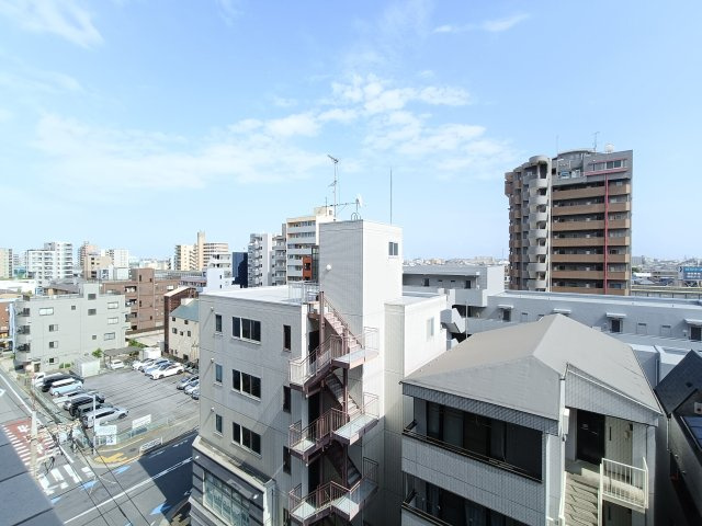 【バルコニー】