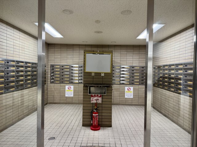 集合ポスト。
