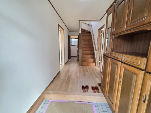 玄関内部です