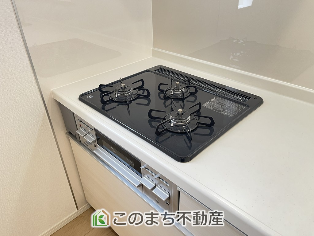 同社施工物件写真。※建具やフローリング、その他仕様が異なる場合がございます。