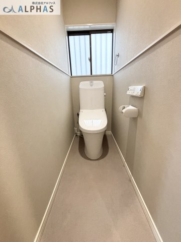 ■各階にトイレがあると、来客時にも気兼ねなく使うことができます♪