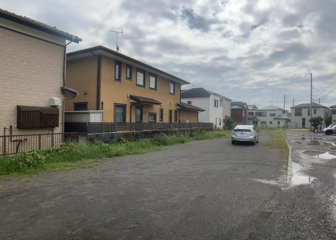 物件の詳細については、現地を見てわかること以外に、役所や法務局などで調べないとわからないことがあります。そのため、現地に行く場合は、もしこの物件を買ったらどのような生活ができるかをイメージしましょう。