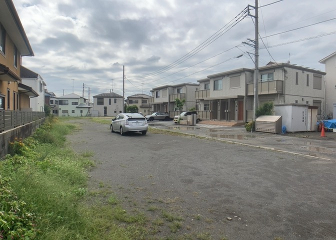 家を建てる前提で土地を探している場合、地盤の丈夫さは譲れない条件の一つです。地盤が脆弱だと追加工事が必要となります。また、過去に地盤沈下や液状化現象を起こした土地は、できるだけ避けた方がいいでしょう。