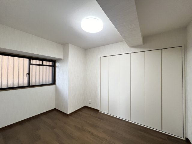 洋室5.6帖