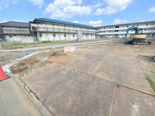 現地（2026年7月9日）撮影／駅近の利便性と落ち着いた住環境を兼ね備えた売地です。
