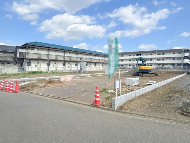 現地（2026年7月9日）撮影／上戸小学校徒歩9分。子育て世代にも嬉しい立地です。