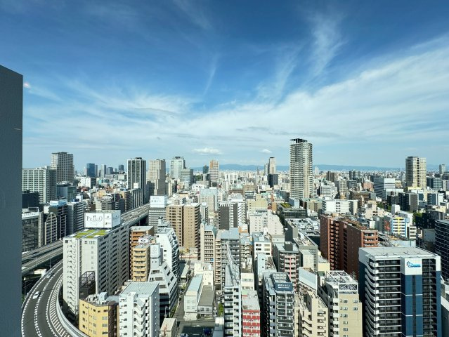 【物件からの展望】周りに高い建物も少なく高層階のため、景色を存分にお楽しみいただけます◎