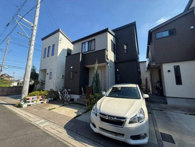 3LDK・WIC、収納豊富で住空間すっきり！ワンフロアに水回りの集中した家事ラク動線！小中学校徒歩圏内！