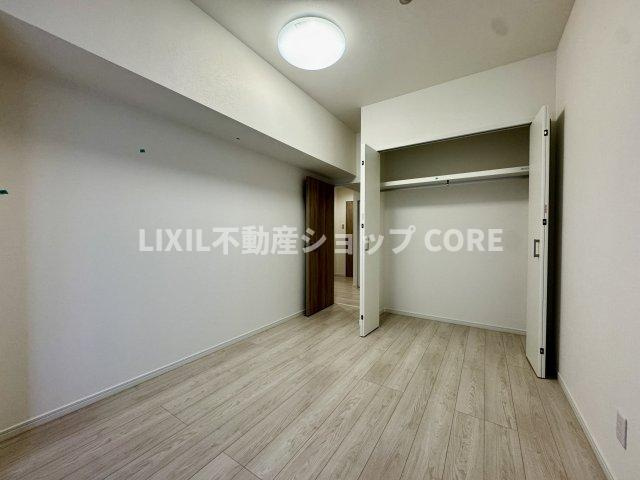 全居室に収納を完備しておりますので、居室の全空間を有効活用出来ます。　