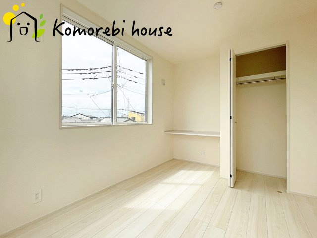 使い勝手のいい寝室です