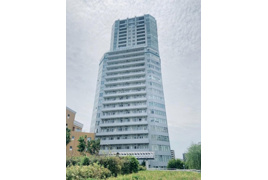 ラグナタワーの外観