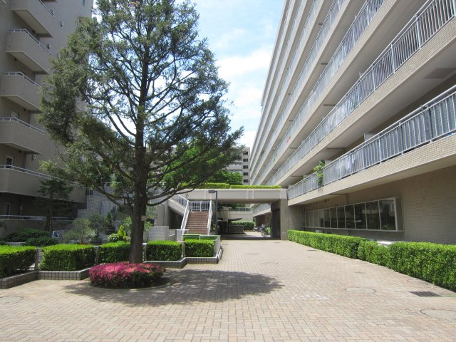 ヴィルヌーブ南越谷A棟