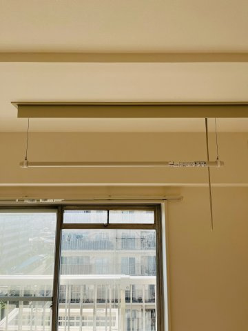 LDKと洋室には、室内物干しユニットつき。