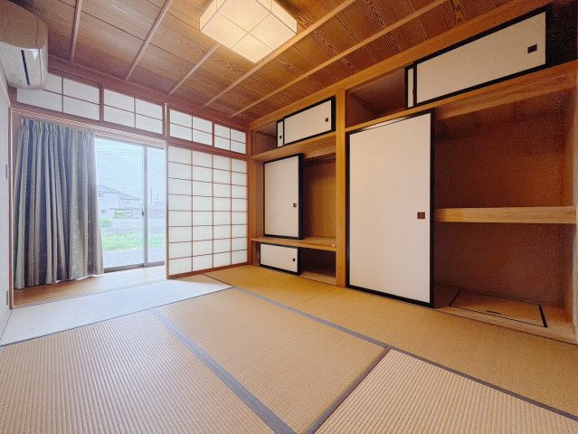 ■和室｜畳にはリラックス効果があるといわれています。フローリングでは感じることのできない圧倒的な寛ぎやすさを実感してください♪
