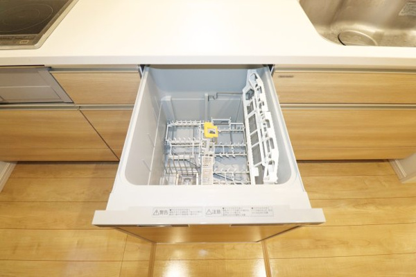 【 築浅中古 郡山市久留米６丁目　　　　　　　柴宮小学校、郡山第７中学区のキッチン】