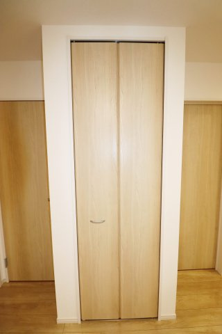 【 築浅中古 郡山市久留米６丁目　　　　　　　柴宮小学校、郡山第７中学区の収納】