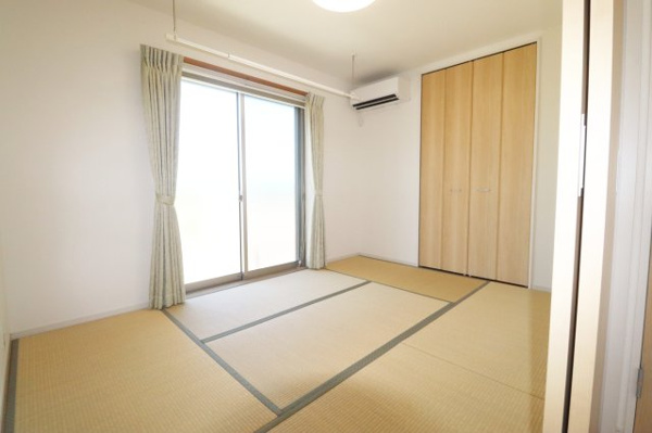 【 築浅中古 郡山市久留米６丁目　　　　　　　柴宮小学校、郡山第７中学区の和室】