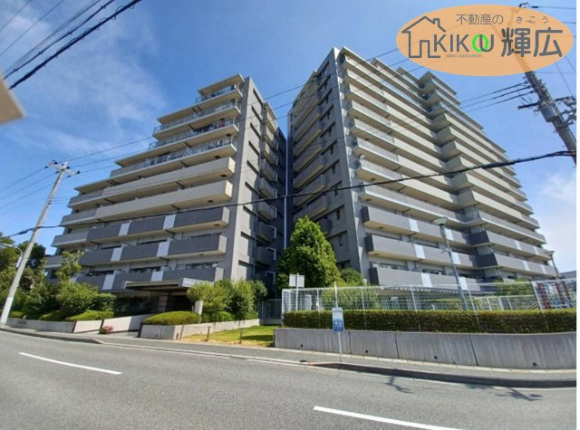 外観：328000606601