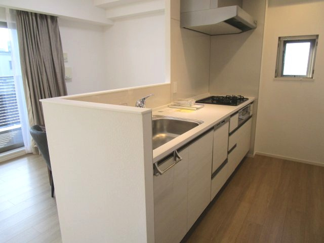 対面式システムキッチン