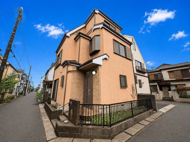 【室内見学可】東武スカイツリーライン「大袋」駅徒歩約12分！全居室6帖以上・全居室に収納がある3LDK・納戸！2026年5月リフォーム済！まとまった水回り動線で、家事の移動もスムーズ！