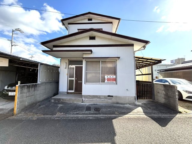 外観：338000053090