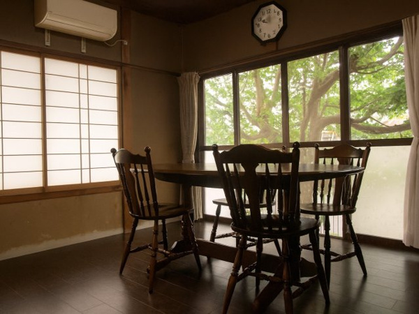 【片野町・中古住宅の内装】