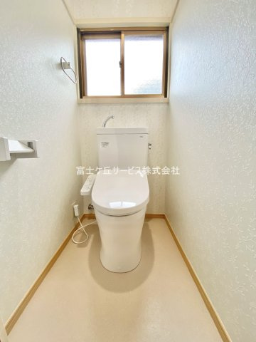 シンプルで使いやすいトイレです
