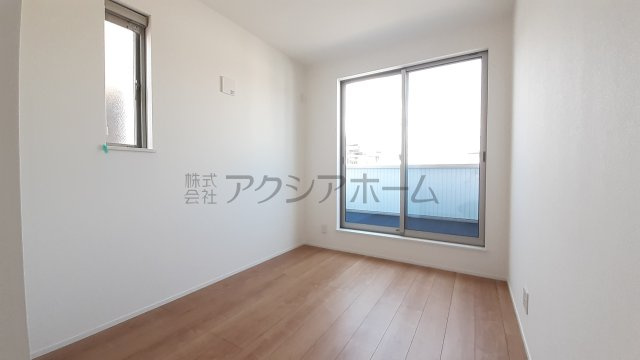 2階洋室4.5帖(北側)