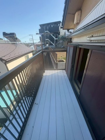眺めの良いバルコニー。眺望や通風は良好。